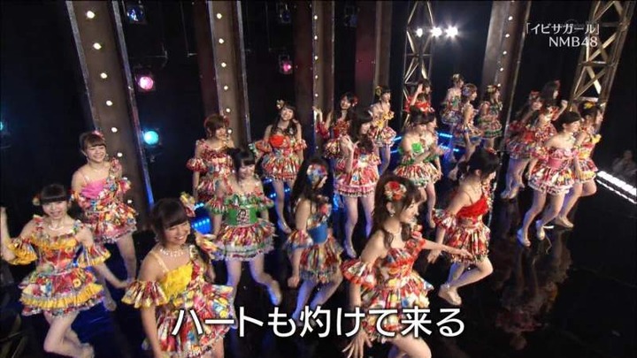 NMB48が超ミニスカ衣装で踊ってるエロ画像30枚　【イビサガール】 30