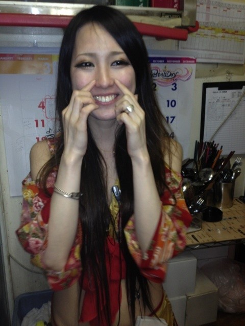 花魁系のセクシー居酒屋で働く素人娘のエロ画像が大量にうｐされてるぞｗｗｗｗｗ 11