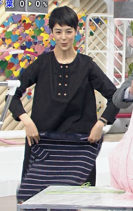 NMB48や人気アイドルがパンチラしてるエロGIF画像20枚 4