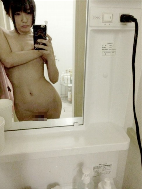 人気AV女優の自撮りエロ写メ、撮影会がすごい！ 6