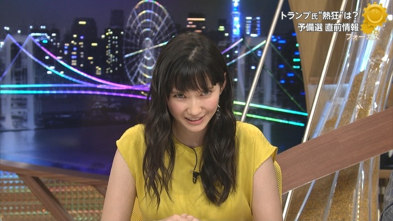 市川紗椰さんのおっぱいが気になって仕方がない番組 23