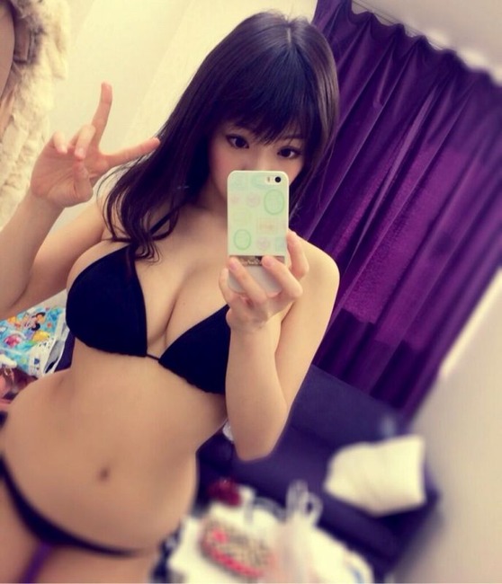 鈴木ふみ奈の自撮り写メが抜けるエロ画像 8