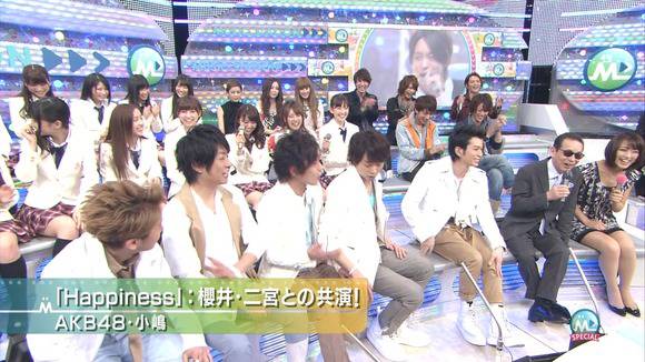 竹内女子アナウンサーがMステでパンチラしてるエロキャプ画像 20