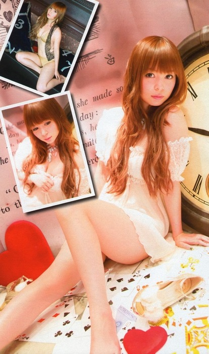 中川翔子/しょこたんの巨乳なおっぱいがエロい画像 13