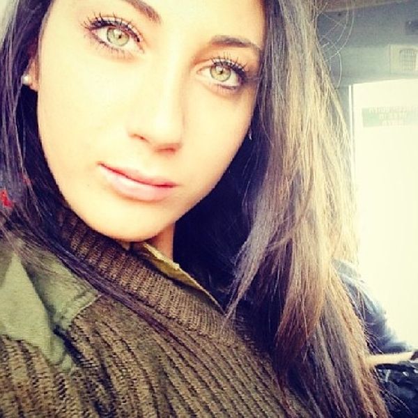 イスラエルの女兵士の軍服と水着姿のギャップがエロい画像 17