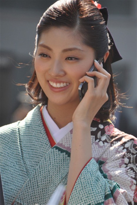 元モデルで女子アナの岩本乃蒼の太ももが綺麗な画像 15