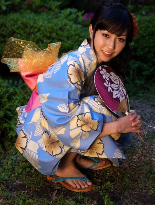 和服・着物着てる女の子の画像ください 8