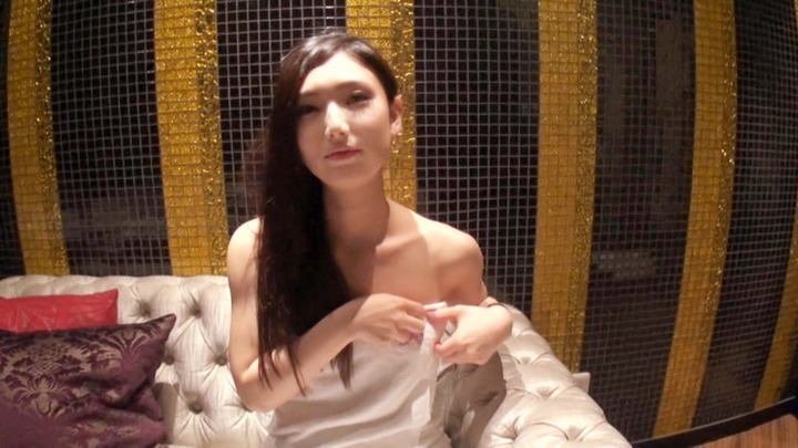 美巨乳な素人学生（20）をラブホでハメ撮りしてるエロ画像・動画 5