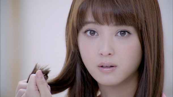 佐々木希のエロいグラビア画像・写真集ください 14