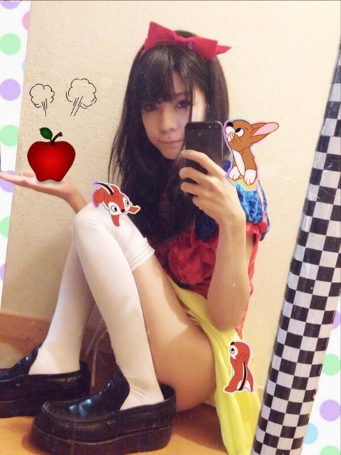 くびれがエロいコスプレイヤーの自撮りエロ写メ・画像30枚 17