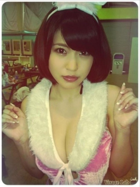 岸明日香　巨乳グラドルの自撮りエロ写メ30枚 21