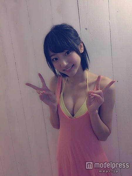 【画像】史上最大の逸材 武田玲奈、黒髪ショートカット美少女が初水着に 8