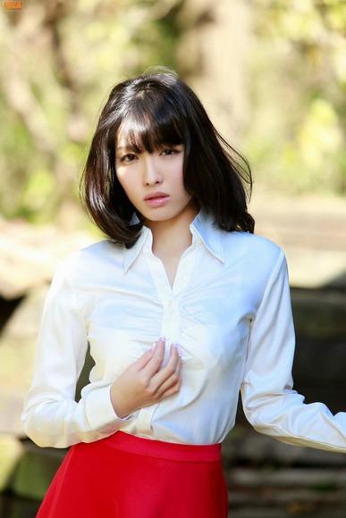 今野杏南と野外セックスしたくなるエロ画像 3
