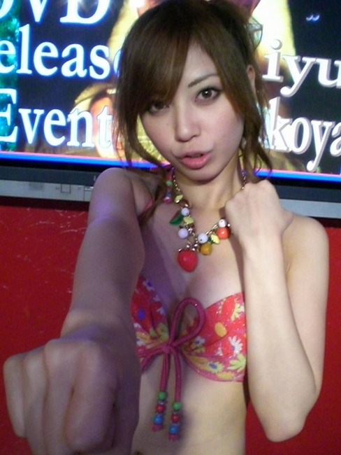 くびれがセクシーなAV女優　横山美雪のエロ画像35枚 6