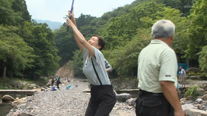 山崎真実　大阪出身グラドルの着衣おっぱい画像 6