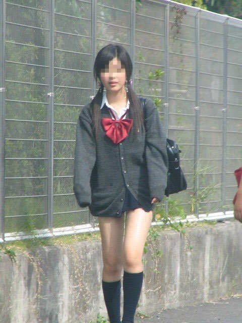 素人JKのパンチやエロい足の画像貼ってけ　エロ画像100枚 97
