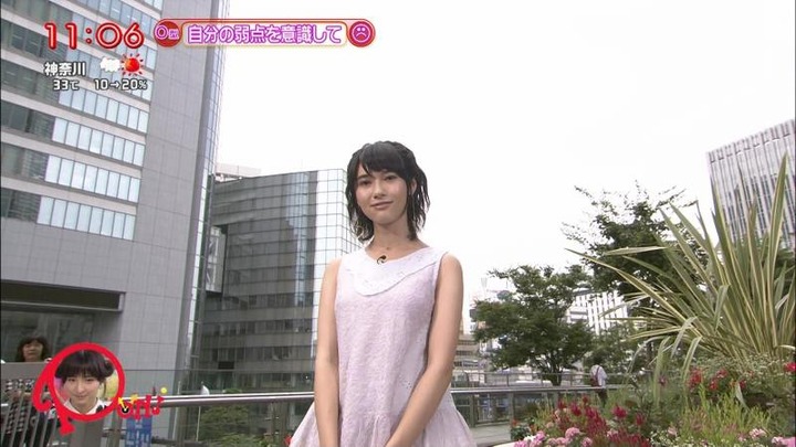 窪真理お姉さんの腋を舐めたくなるエロ画像 22