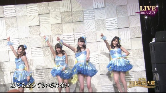 AKB48がLIVE中にパンチラしてるエロキャプ画像30枚 31