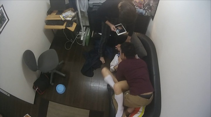 ゆとり世代の学生が乱交セックスしてるAVのエロ画像 23