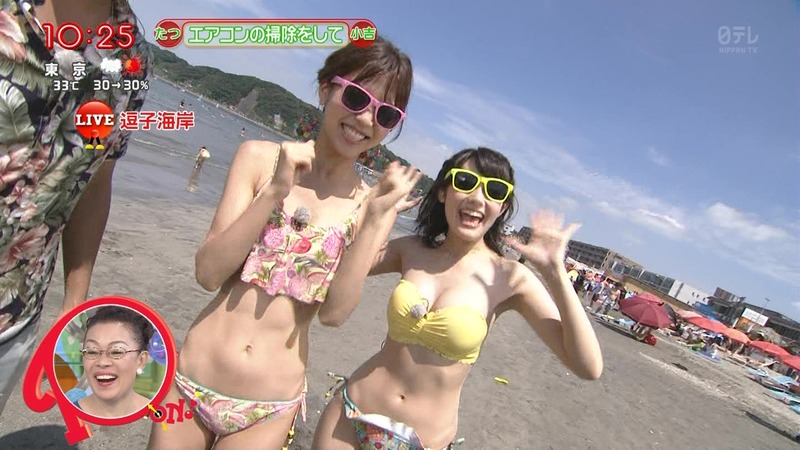 お天気お姉さんの窪真理と原田ゆかの水着キャプ画像 10