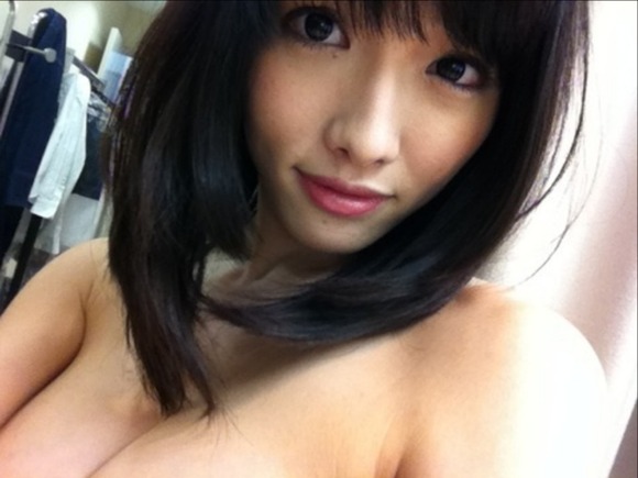石原さとみ似の巨乳グラビアアイドル今野杏南の自撮りエロ写メ・画像 5