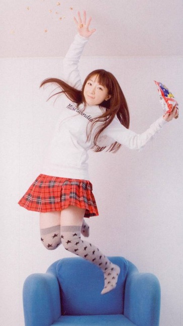 田中理恵や野中藍など人気声優のエロ画像40枚 19