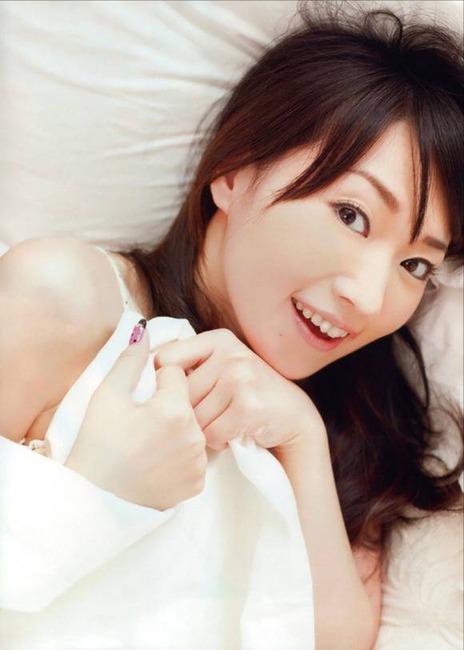 戸松遥・ゆかな・田村ゆかりなど人気声優のエロ画像まとめ50枚 8