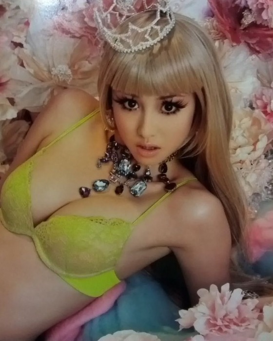 沢尻エリカのアダルトランジェリー姿がエロい画像まとめ 10