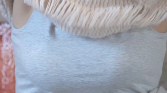 清水みさとのタンクトップから見える乳がエロい画像 6