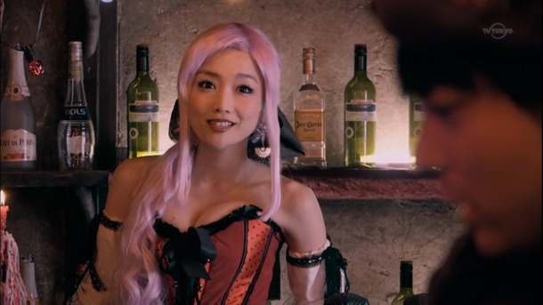 サトエリ・佐藤江梨子の巨乳コスプレがエロい　【勇者ヨシヒコ】 1