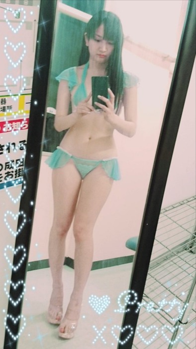 清水楓 グラビアアイドルがHな水着に挑戦 9
