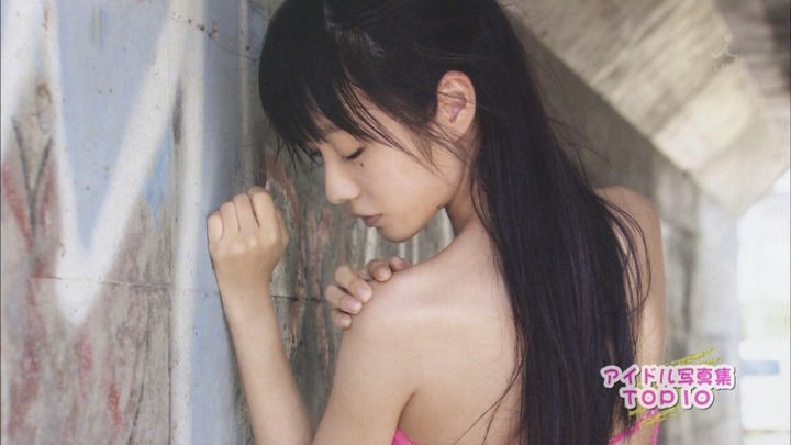 前田希美(20)人気モデルのエロ水着画像まとめ 9