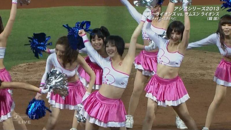 アイドルの水着や太ももがエロいお宝キャプ画像まとめ 19