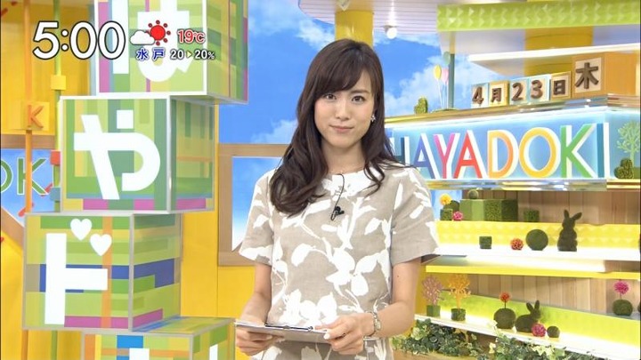 林みなほ女子アナウンサーのミニスカがエロい 18