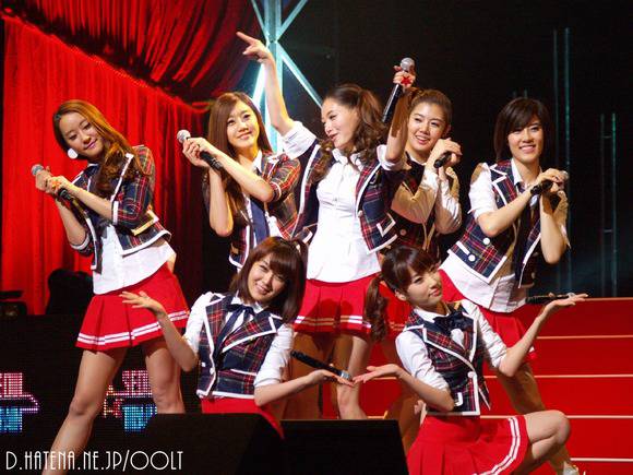 「Rainbow」　KPOPアイドルのムチムチ太ももがエロい画像30枚 22