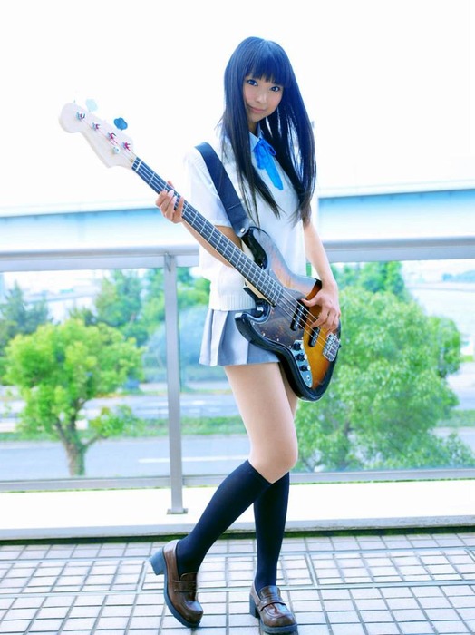 可愛いプロコスプレイヤーの着エロ画像 8