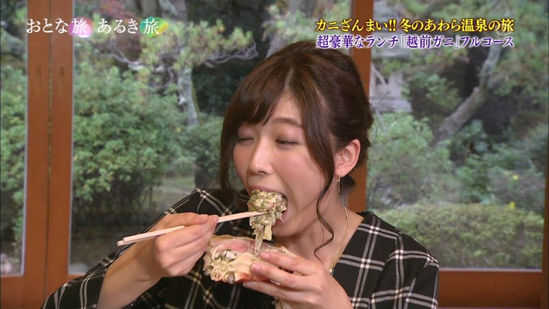 フェラをするようにモノを食べるアイドル達の顔がエロい 24