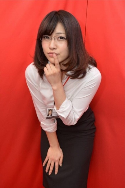 AVデビューしたSOD宣伝部の市川まさみがTVに出てきた 4