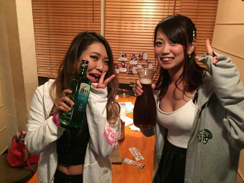 【SNSエロ画像】ちょいブサヤリマンが一番モテる件ｗｗｗｗｗｗ 26