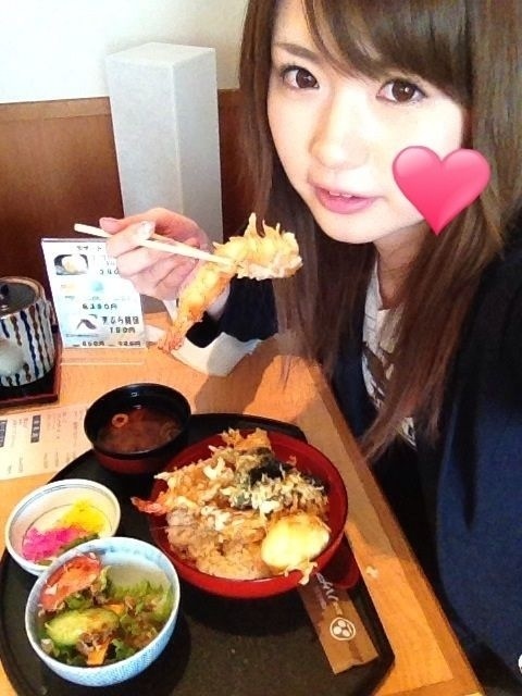 【画像96枚】AV女優の着衣画像がかわいい件 66