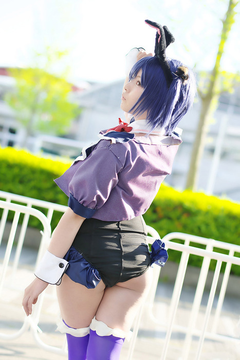 パンチラしてる素人コスプレイヤーのエロ画像 26