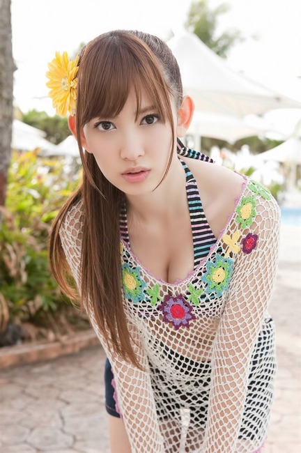 AKB48小嶋陽菜・こじはるがセーラームーンのコスプレしてるエロ画像 13