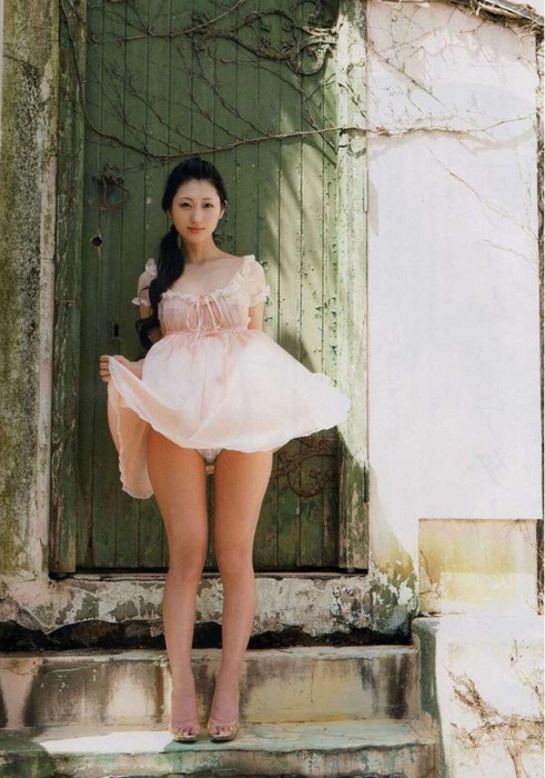 壇蜜　尻がエロい熟女のエロ画像 24