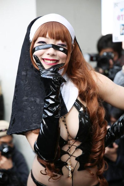 コミケで見つけたエロいコスプレイヤー画像まとめ 22