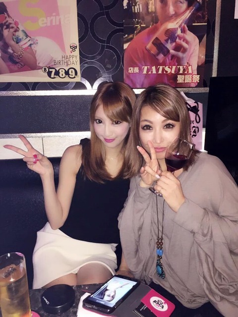 【キャバ嬢・セクシー居酒屋店員エロ画像】これぞビッチの働く職業ベスト3位常連だｗｗｗｗｗ 17