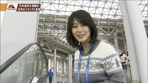 ソチオリンピック中継で杉浦友紀女子アナの尻がエロいキャプ画像まとめ 7