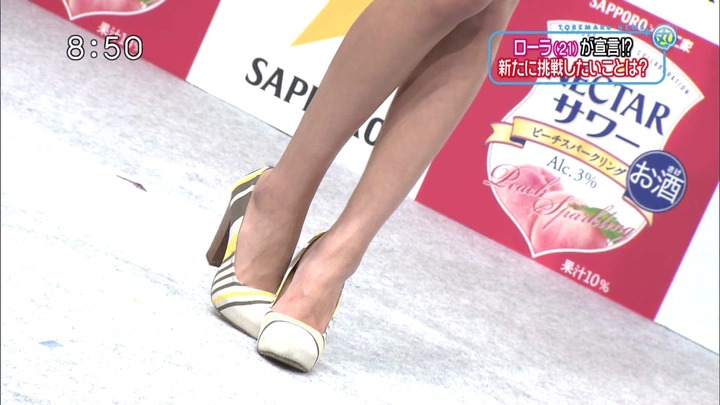 ローラの腋やパンチラを堪能できるエロ画像 4