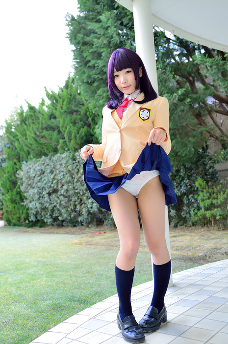 露出が激しいコスプレイヤーのエロ画像 31