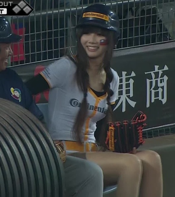 台湾人のボールガールがエロい画像まとめ 27