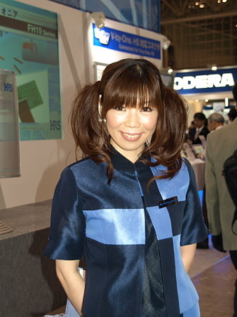 【画像あり】麻美ゆまの昔の顔が別人だと話題に・・・ 2